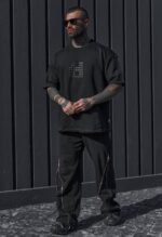 ⚫ تیشرت اورسایز Midnight Black Core - Image 2